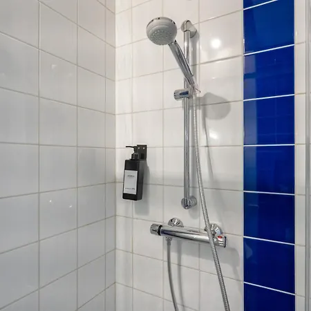 公寓 Comfortable For Families And Business Travelers - 5 Guests, Fast Wifi, Near Station 莱奥本