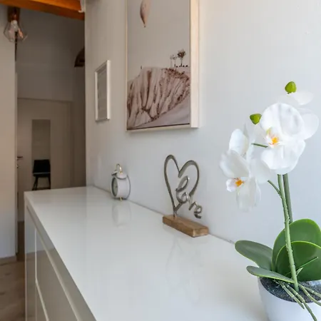 Comfortable For Families And Business Travelers - 5 Guests, Fast Wifi, Near Station Leoben (Styria)